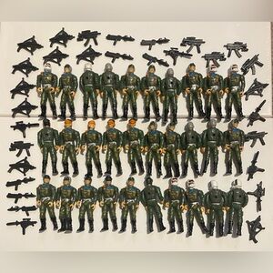 30 Desert Defender Action Figures (SGI, Sungold MFG 1980s G.I Joe all pictured